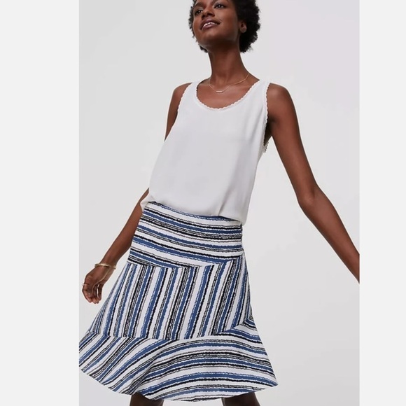 Ann Taylor LOFT Tidal Stripe Seamed Skirt Sz 4 NWOT - Picture 3 of 9